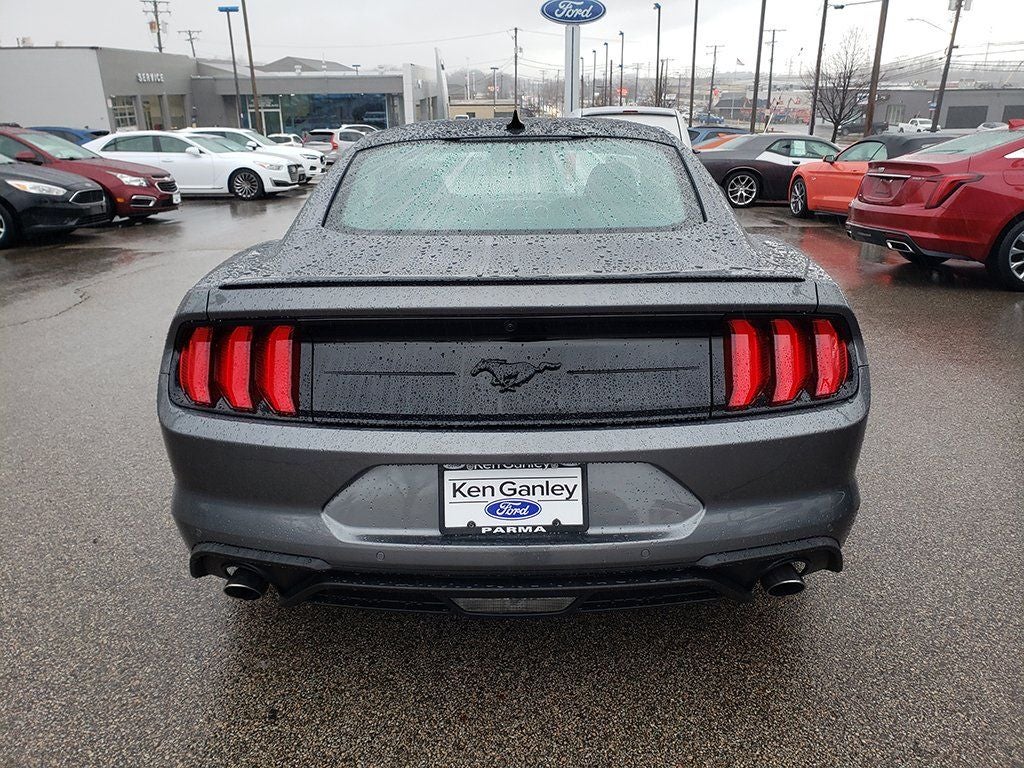 2021 Ford Mustang EcoBoost