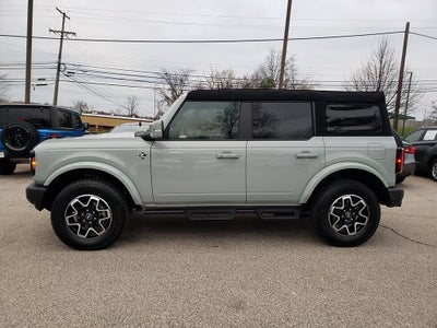 2024 Ford Bronco Outer Banks