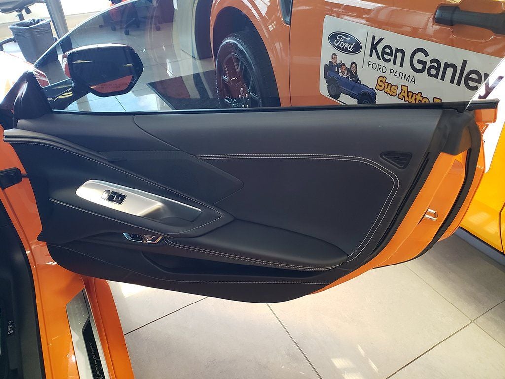 2023 Chevrolet Corvette Stingray w/1LT