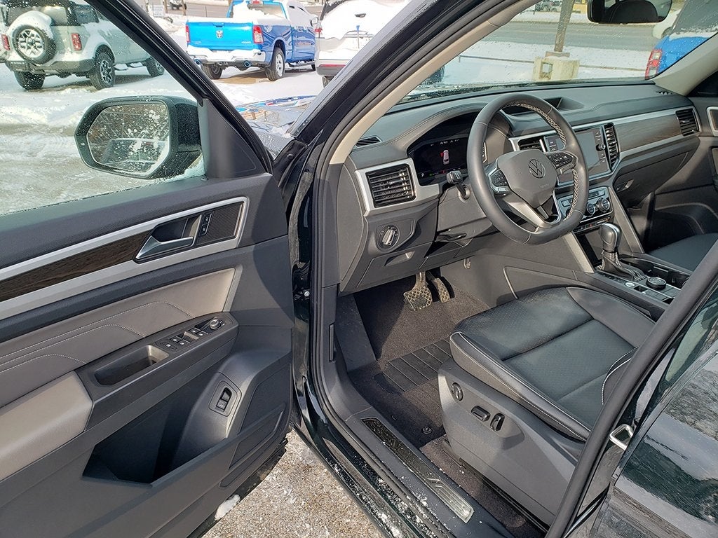 2022 Volkswagen Atlas 2.0T SE