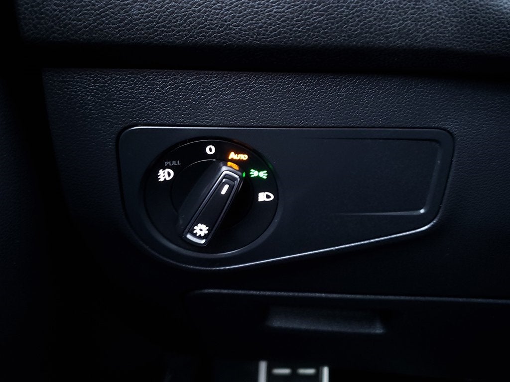 2021 Volkswagen Tiguan 2.0T SE R-Line Black