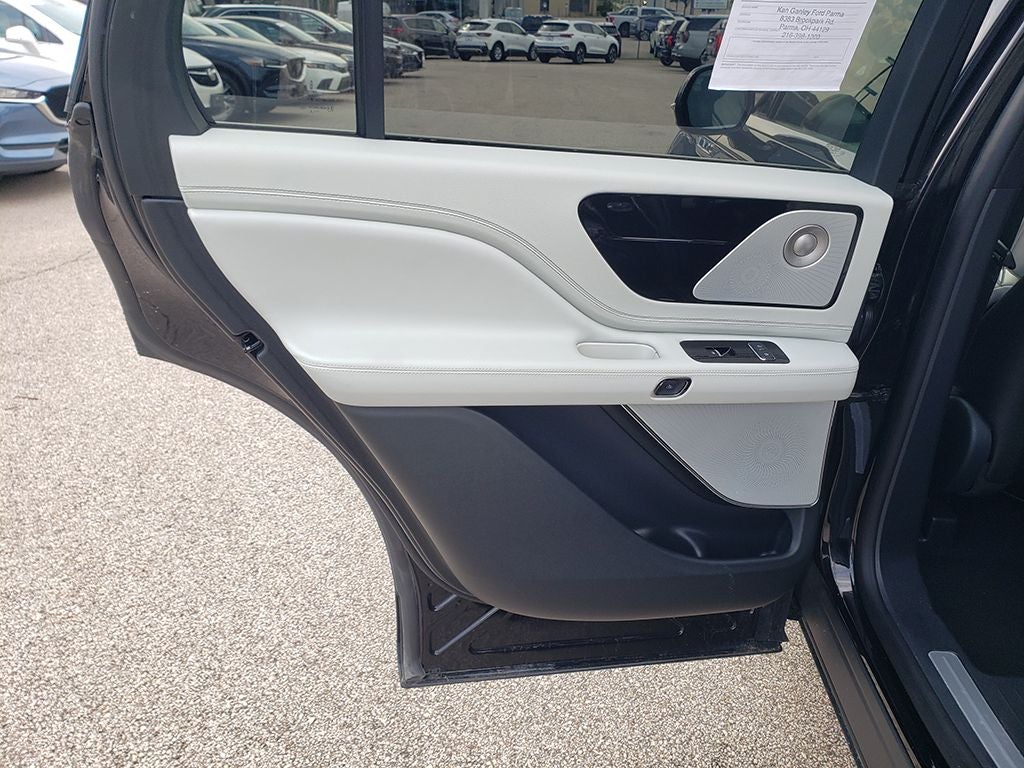 2025 Lincoln Aviator Black Label