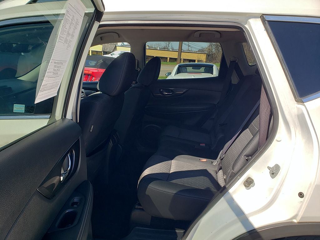 2017 Nissan Rogue SV