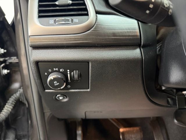 2019 Jeep Grand Cherokee Laredo E