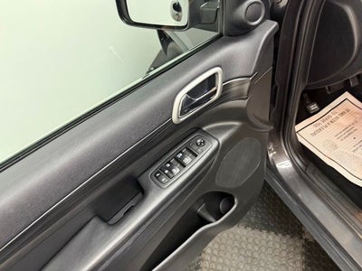 2019 Jeep Grand Cherokee Laredo E
