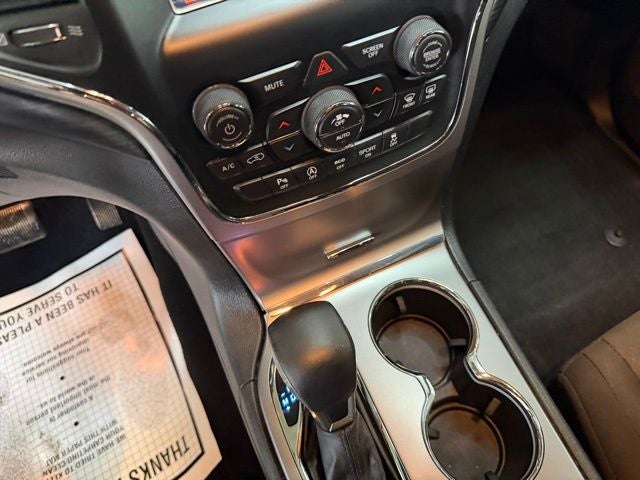 2019 Jeep Grand Cherokee Laredo E