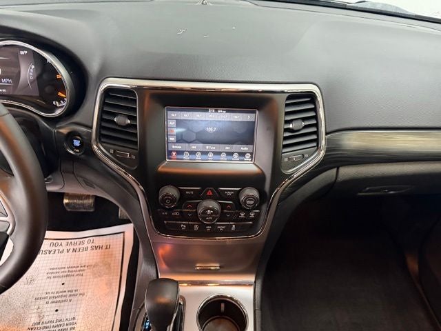 2019 Jeep Grand Cherokee Laredo E