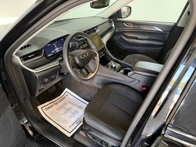 2024 Jeep Grand Cherokee L Laredo