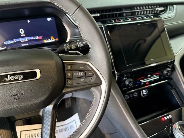 2024 Jeep Grand Cherokee L Laredo