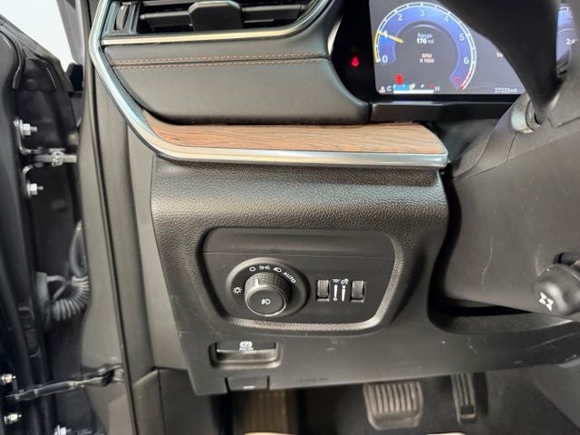 2025 Jeep Grand Cherokee L Summit