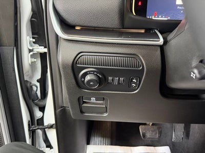 2024 Jeep Wagoneer Base