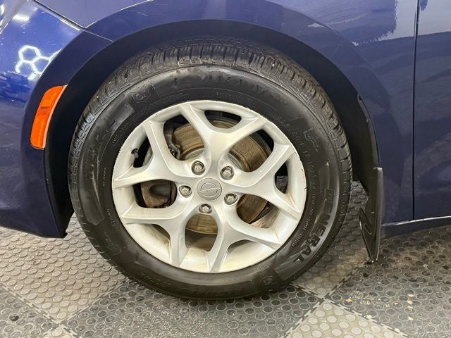 2017 Chrysler Pacifica Touring L