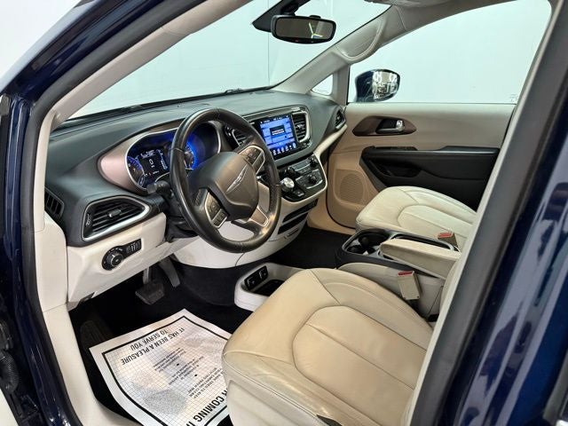 2017 Chrysler Pacifica Touring L