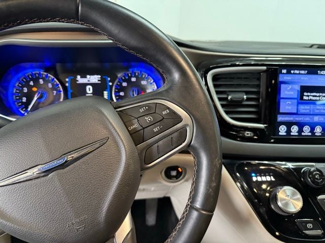 2017 Chrysler Pacifica Touring L