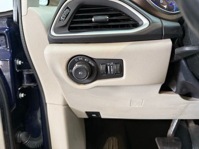 2017 Chrysler Pacifica Touring L