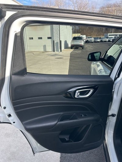 2023 Jeep Compass Altitude