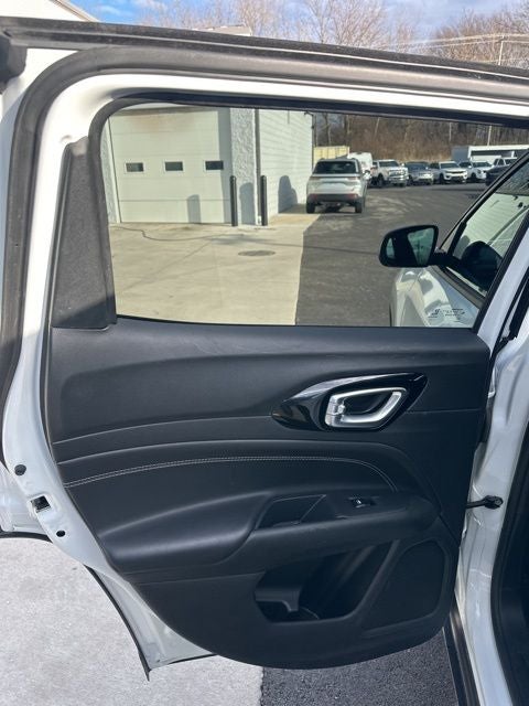 2023 Jeep Compass Altitude