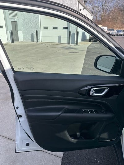 2023 Jeep Compass Altitude