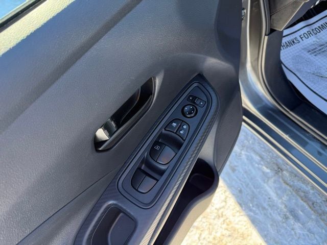 2024 Nissan Versa 1.6 S