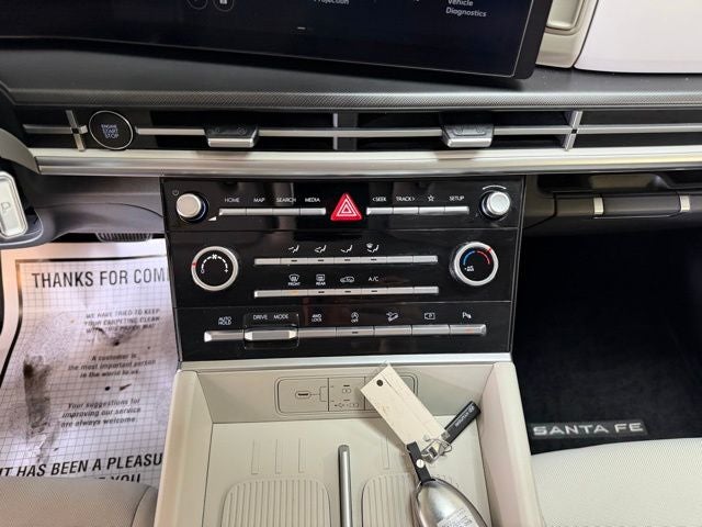 2024 Hyundai Santa Fe SE