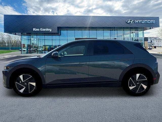 2025 Hyundai IONIQ 5 SE