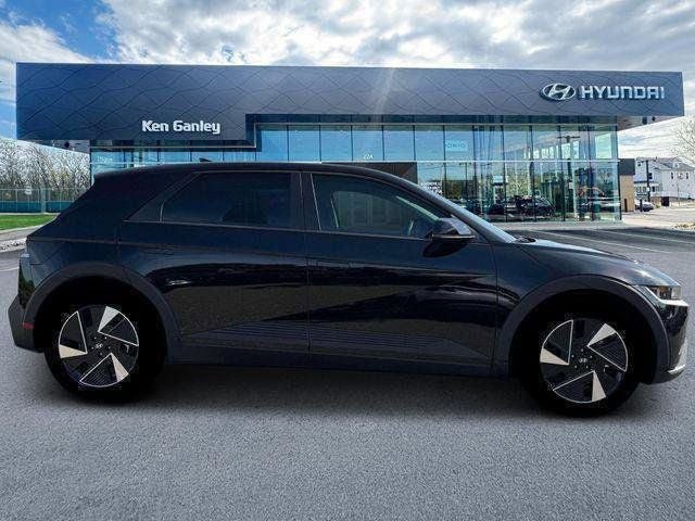 2025 Hyundai IONIQ 5 SE