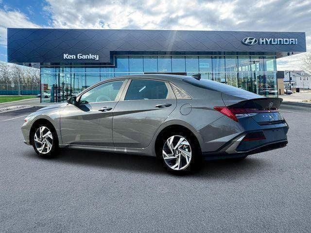 2025 Hyundai Elantra Hybrid SEL Sport