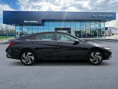 2025 Hyundai Elantra Hybrid Limited