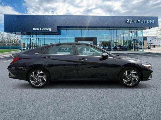 2025 Hyundai Elantra Hybrid Limited