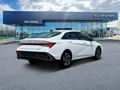 2025 Hyundai Elantra Limited