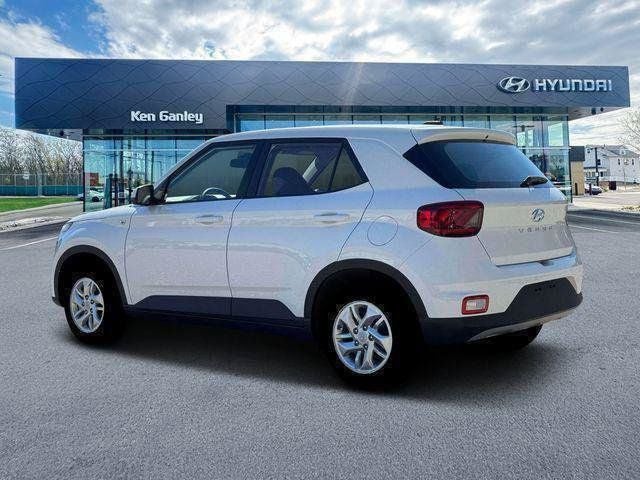 2026 Hyundai Venue SE