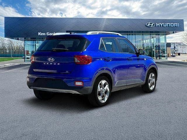2025 Hyundai Venue SEL