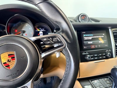 2017 Porsche Macan S