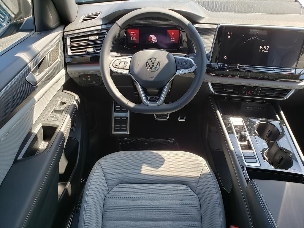 2026 Volkswagen Atlas Cross Sport 2.0T SEL R-Line Black