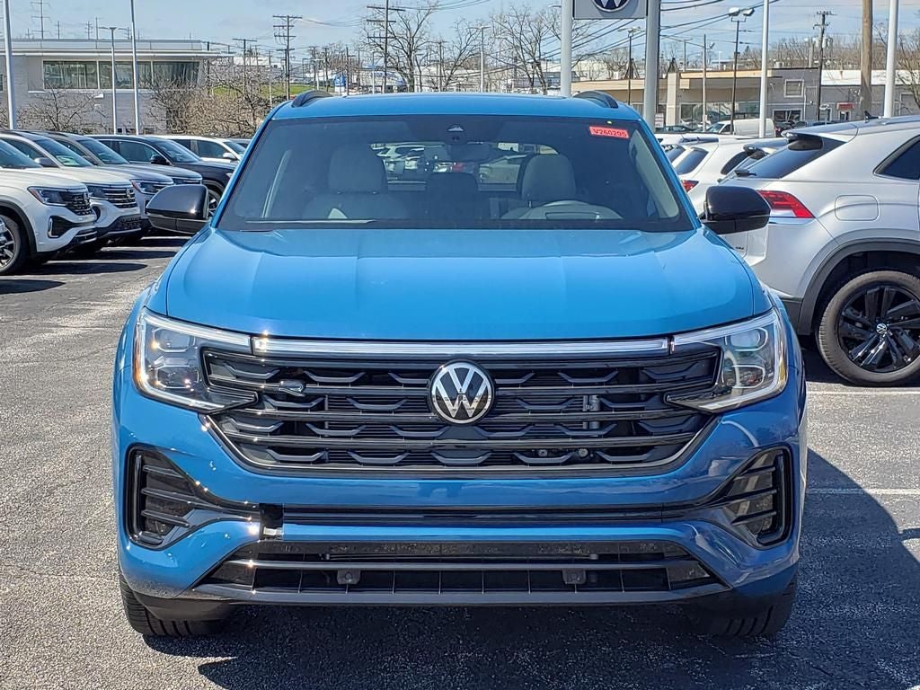 2026 Volkswagen Atlas Cross Sport 2.0T SEL R-Line Black
