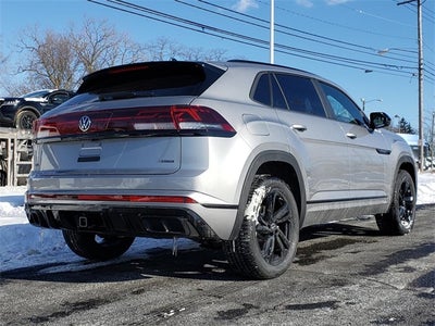 2026 Volkswagen Atlas Cross Sport 2.0T SEL R-Line Black