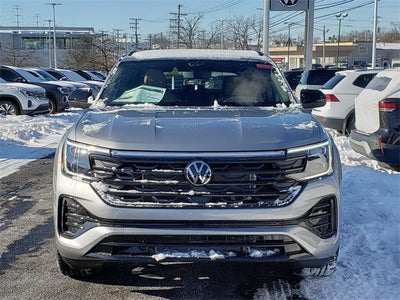 2026 Volkswagen Atlas Cross Sport 2.0T SEL R-Line Black