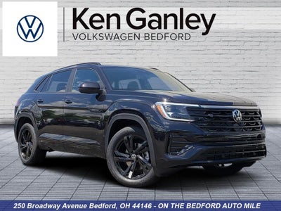 2026 Volkswagen Atlas Cross Sport 2.0T SEL R-Line Black