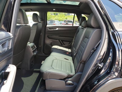 2026 Volkswagen Atlas Cross Sport 2.0T SEL R-Line Black