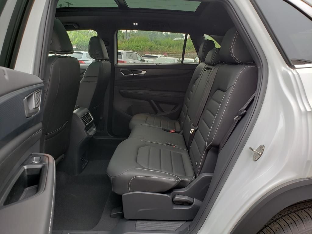 2026 Volkswagen Atlas Cross Sport 2.0T SEL