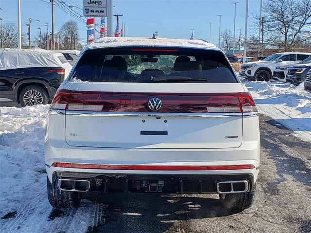 2026 Volkswagen Atlas Cross Sport 2.0T SEL Premium R-Line