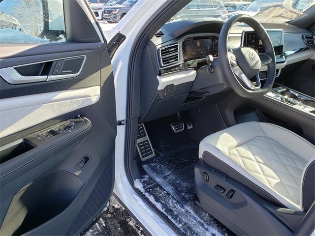 2026 Volkswagen Atlas Cross Sport 2.0T SEL Premium R-Line