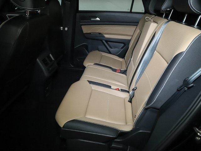 2023 Volkswagen Atlas Cross Sport 2.0T SE w/Technology