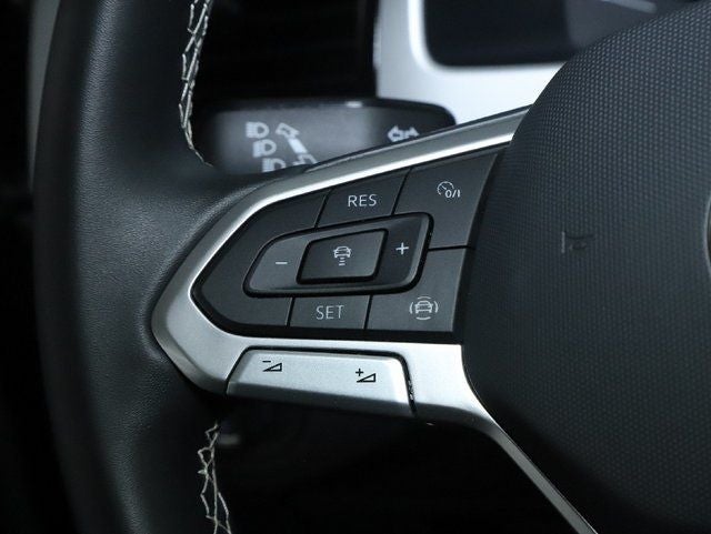 2023 Volkswagen Atlas Cross Sport 2.0T SE w/Technology