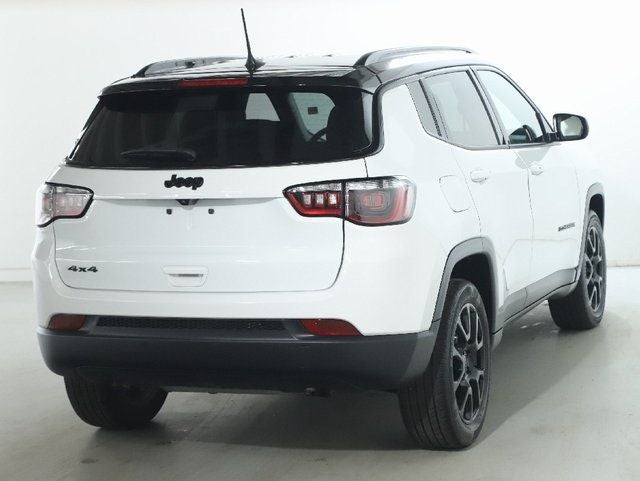 2023 Jeep Compass Altitude