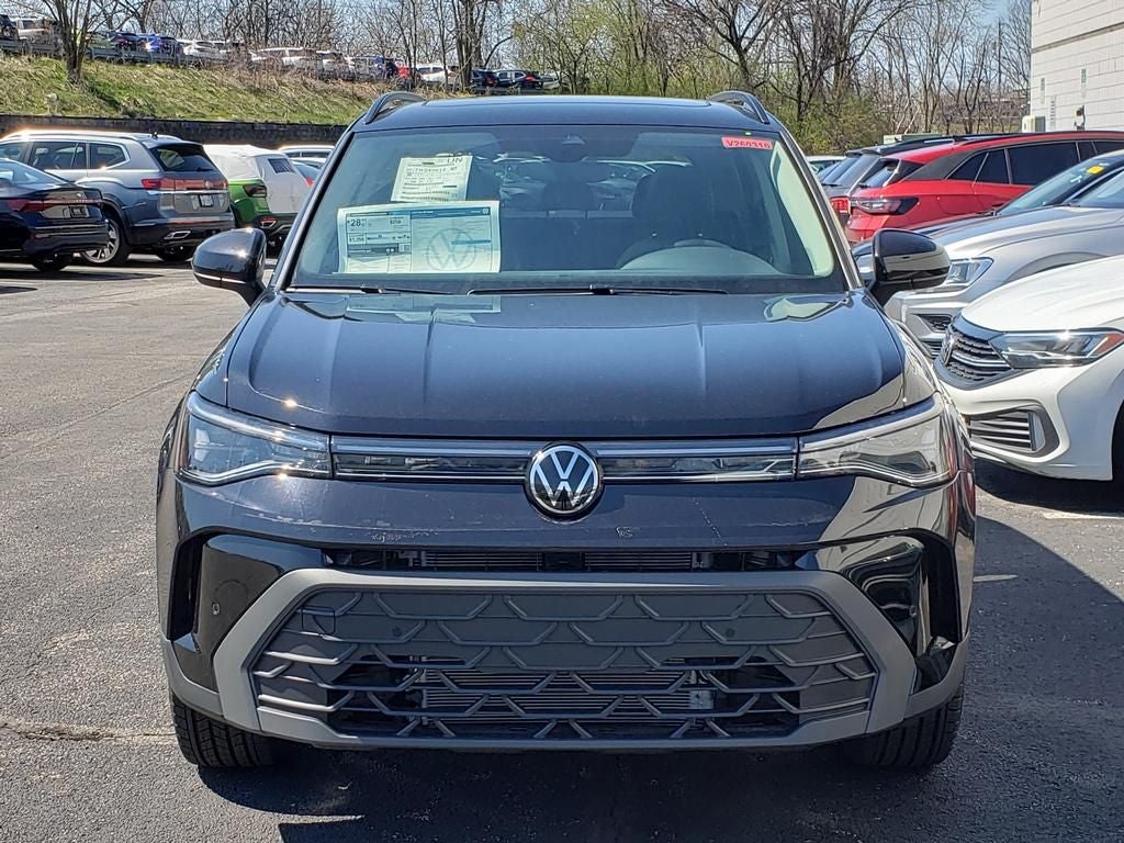 2026 Volkswagen Taos 1.5T SE Black