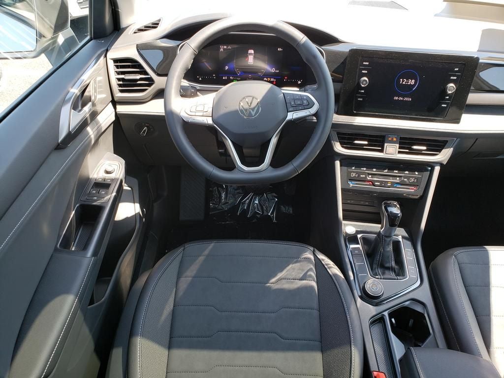 2026 Volkswagen Taos 1.5T SE Black