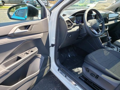 2026 Volkswagen Taos 1.5T SE Black