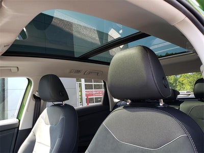 2025 Volkswagen Taos 1.5T SE Black