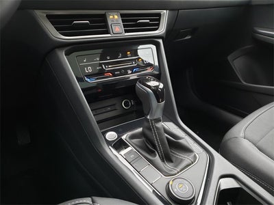 2025 Volkswagen Taos 1.5T SE Black